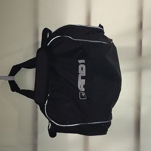 Pre-owned And1 Bkack Duffle Bag